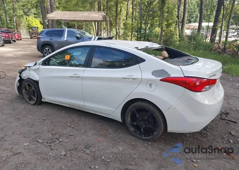 2013 Hyundai Elantra Limited z USA, uszkodzony, nr VIN 5NPDH4AEXDH283513